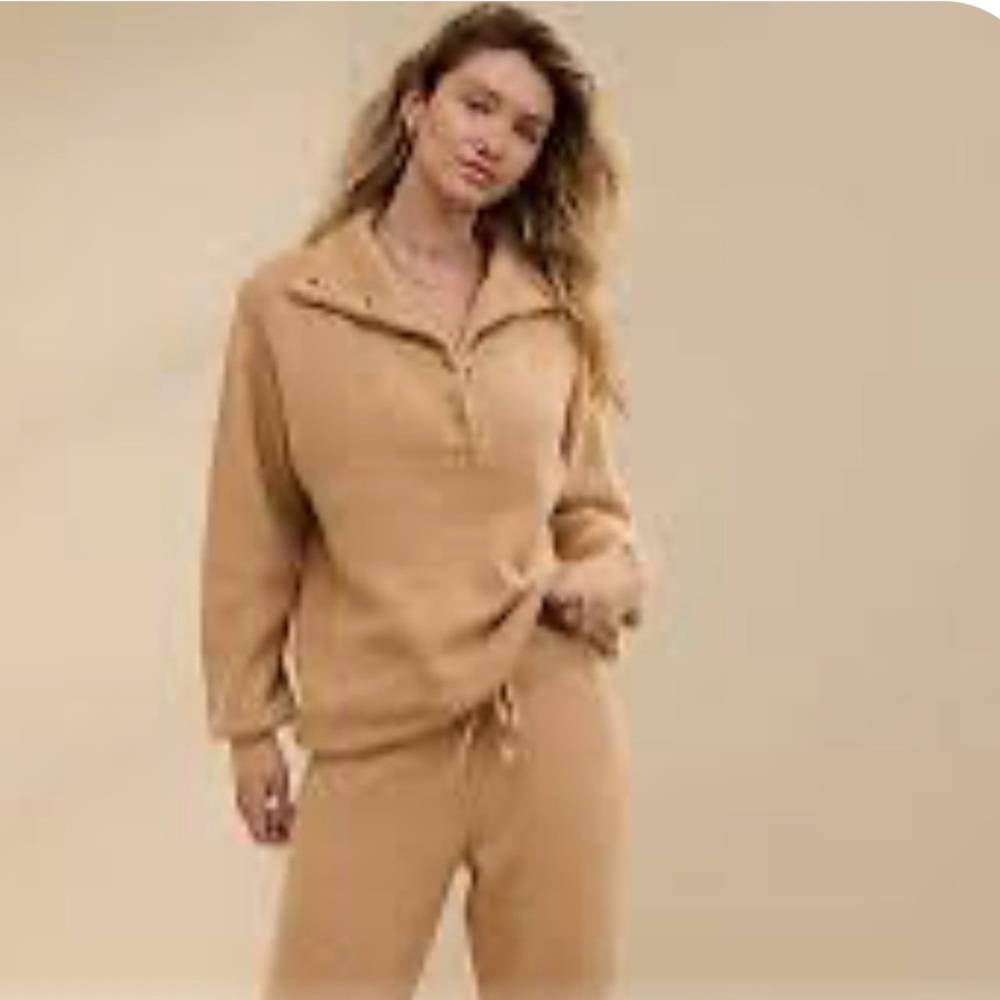 Aerie Beige  CozyUp Waffle Button Sweater in a tan color. Size Small NEW - Picture 12 of 12